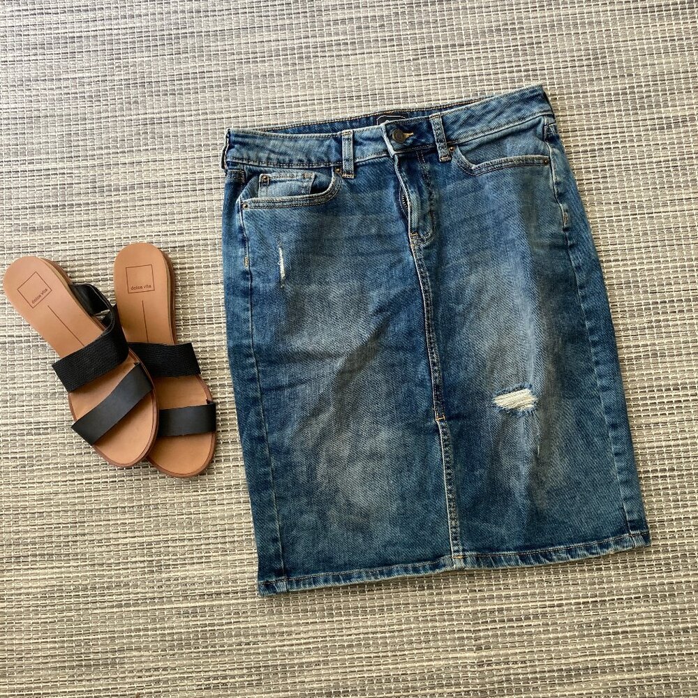 GAP Blue Denim Pencil Skirt